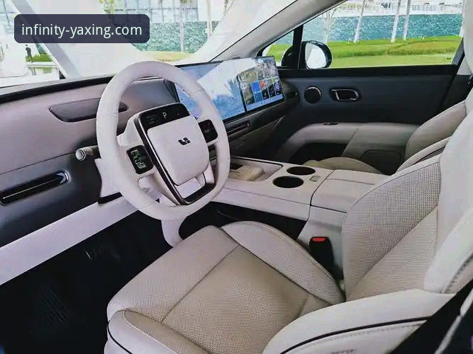 亚星官方平台首发：亚星X8Y2内饰图片iOS版深度评测与体验报告